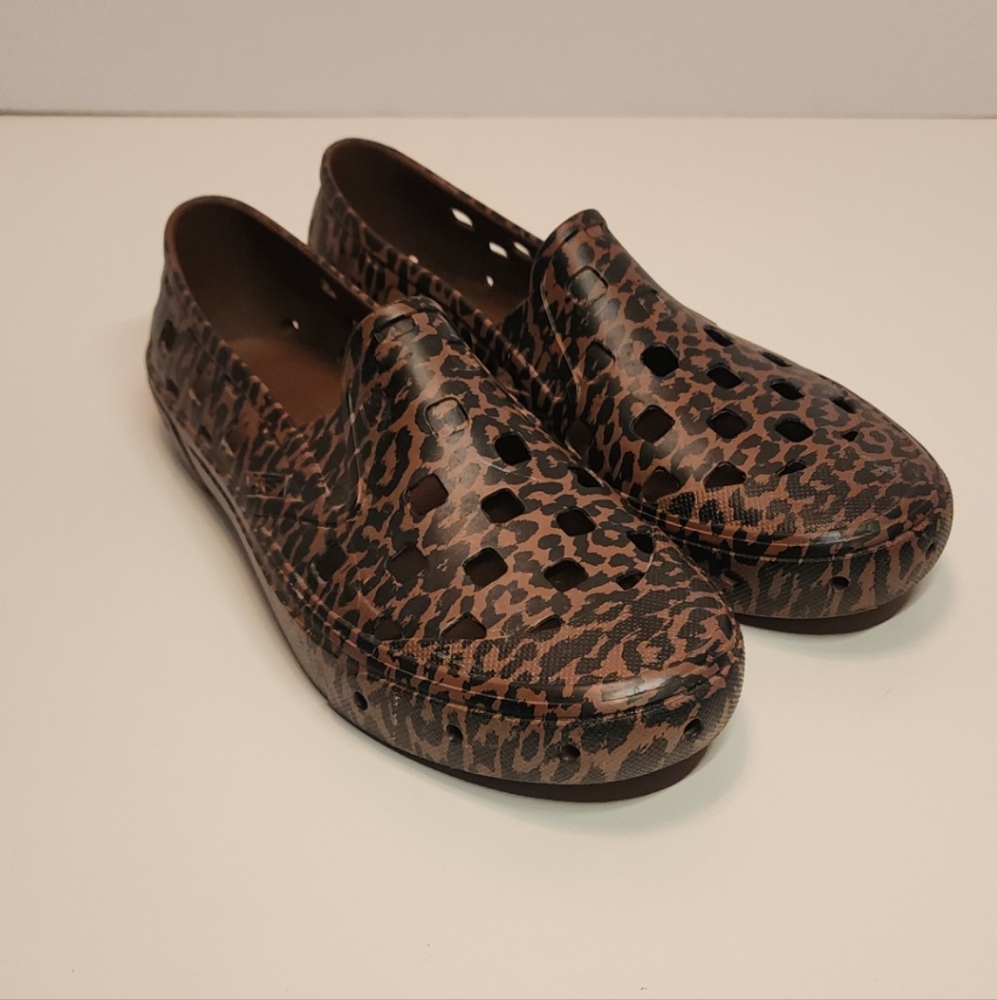 Vans slip ons trk leopard print
